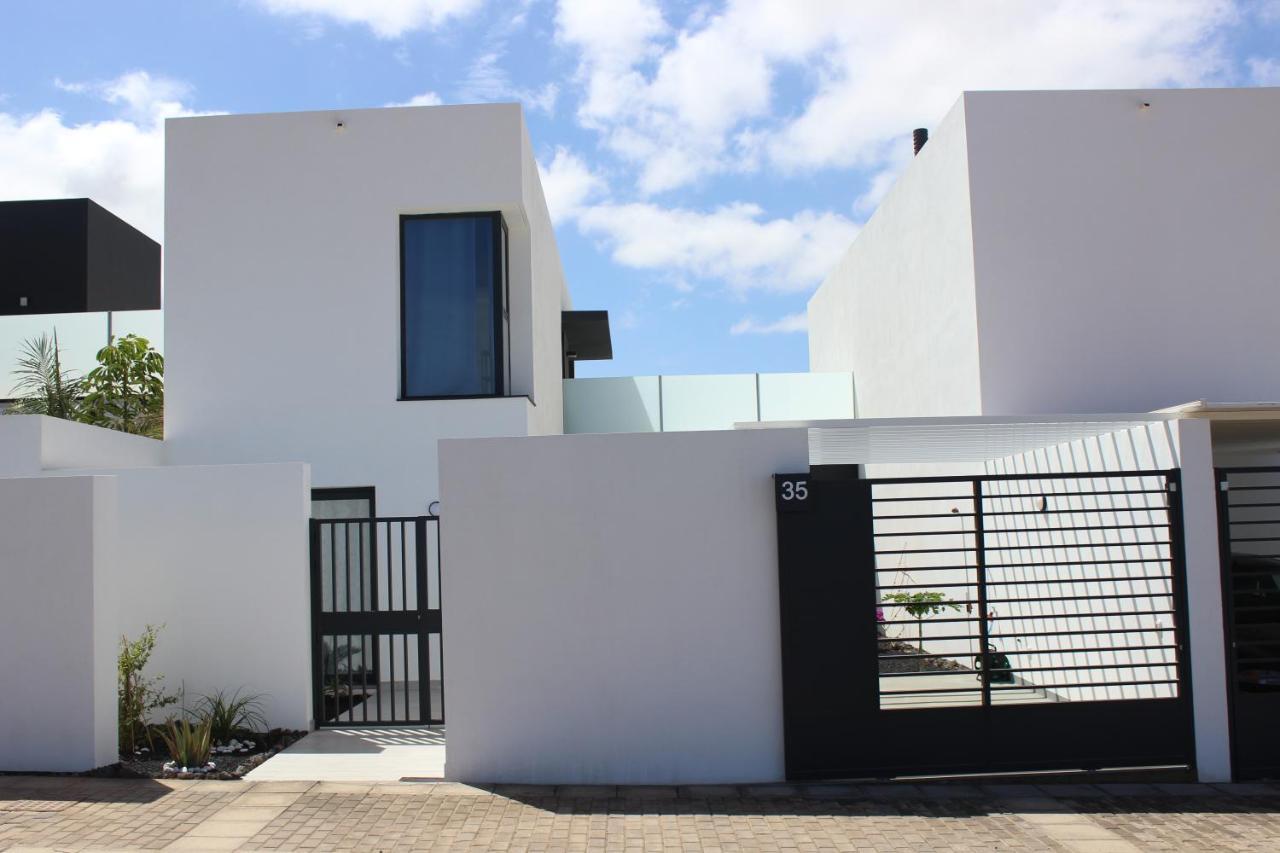 Sol Villa La Oliva